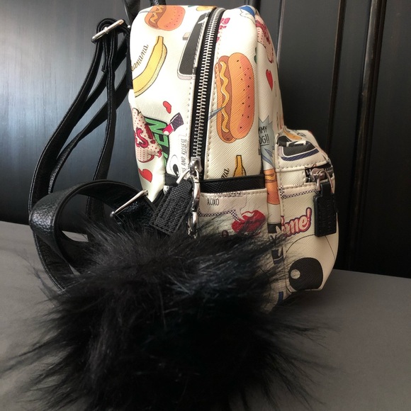 Doodle BackPack - Picture 4 of 7